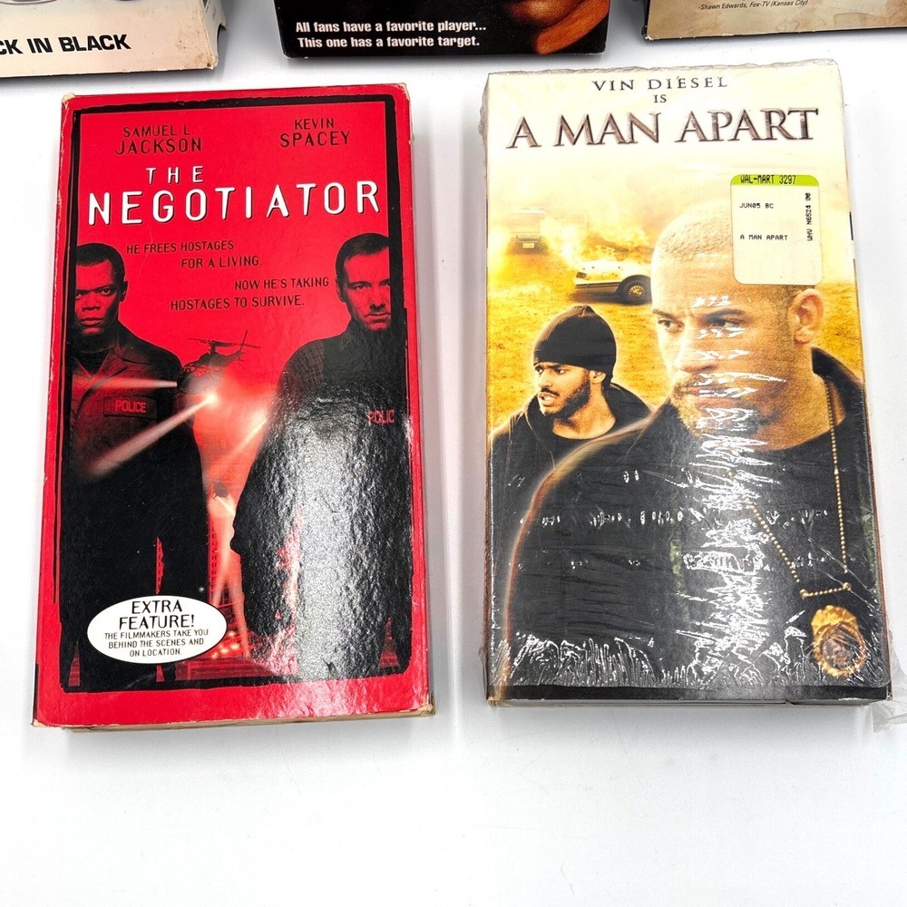 VHS Movie Lot of 5 Men In Black II The Fan Mr Deeds The Negotiator A Man Apart - Picture 2 of 7
